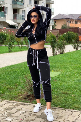 Compleu Cecilia vatuit - pantaloni si bluza hanorac - Negru