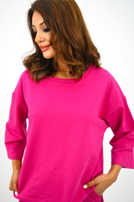 Compleu dama Radiant Pair, cu pantaloni, lungime asimetrica si bluza cu cristale, Fucsia detaliu