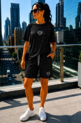 Compleu dama SORINA, sclipici, pantaloni scurti si tricou sport cu logo, Negru