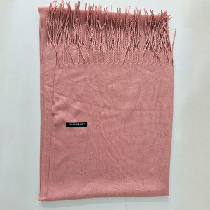 Esarfa tip sal Belladona, din material subtire, cu franjuri si emblema, Roz, 180x65 cm 3