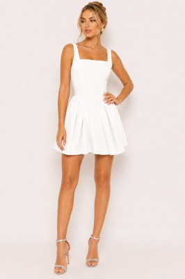 Rochie babydoll cu funda la spate, alb