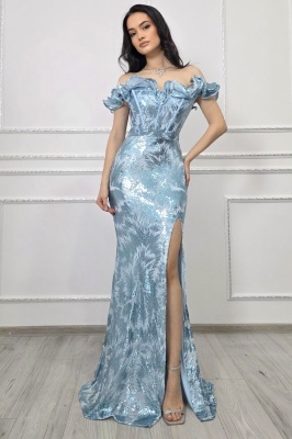 rochie baby blue lunga cu trena si design spectaculos
