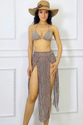 Costum de baie dama KIRABAY cu snururi reglabile, imprimeu leopard si accesorii decorative aurii.