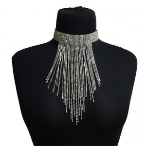 Colier Plastron cu pietre semipretioase, la baza gatului, CP013