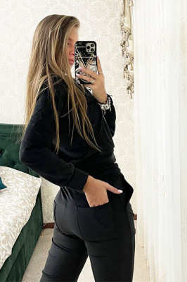 Compleu de catifea Sanda, pantaloni evazati si bluza, negru