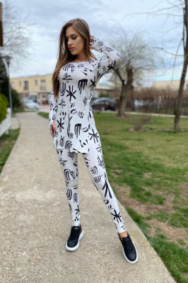 Compleu din doua piese Kaya Aztec, cu maneca lunga tip manusa, bluza cu slituri laterale si pantaloni cu textura elastica, Alb, Marime universala S/M2