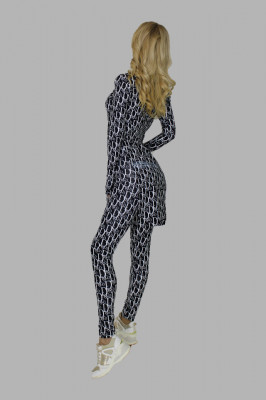 Compleu din doua piese Wonder Disco, imprimeu cu tonuri realiste, bluza cu slituri laterale si pantaloni cu textura elastica, Negru3
