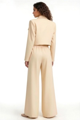 Costum office Marcella, cu sacou structurat si pantaloni evazati, Crem, Marime universala, detalii spate