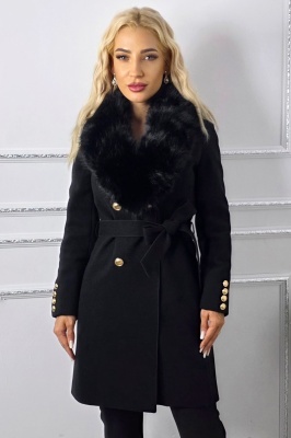 haina cu guler de blana neagra