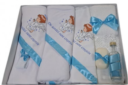 Trusou botez, Ingeras, 7 piese, cu paturica inclusa, decorat in diverse culori, engros 0302