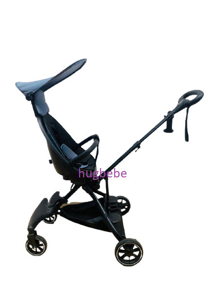 Carucior sport ultrausor, compact,cu scaun reversibil, parasolar rotativ, protectie UV, 6 luni-3 ani, negru /albastru
