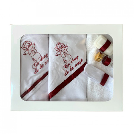 Trusou pentru botez,saten visiniu ,cu ingeras brodat, 6 piese.