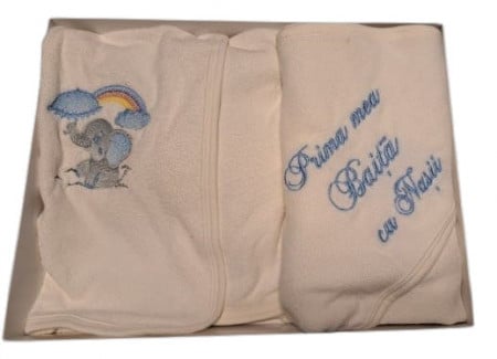 Set de prima baita cu nasii, cu halat si prosop bebe, brodate, engros