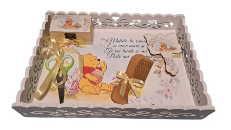 Tavita de mot, material MDF, cu margini dantelate, 33x24 cm,Winnie The Pooh