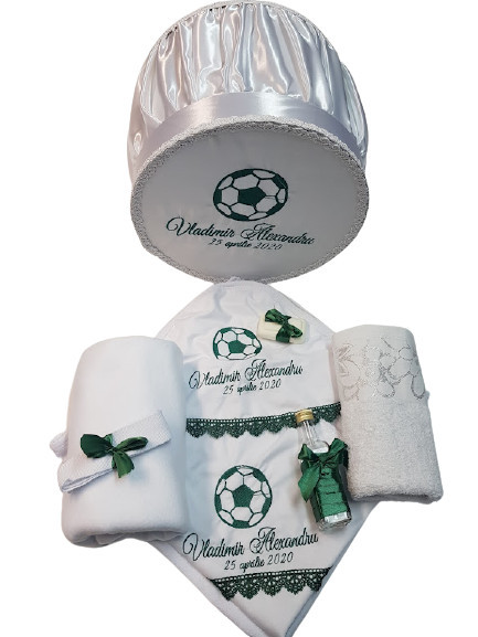 SET PERSONALIZAT PENTRU BOTEZ, CUFAR SI TRUSOU, 8 PIESE MINGE DE FOTBAL