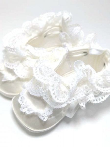 Papucei eleganti bebe, satin alb