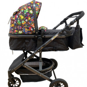 Carucior 2 in 1, bebe, cu landou tranformabil si reversibil, roti cu spuma siliconata, geanta cadou, T7,negru cu imprimeu - Img 1