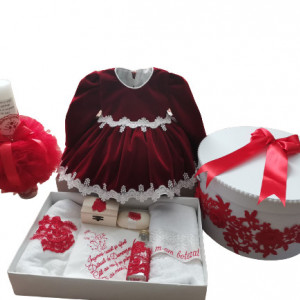 Set complet pentru botez, trusou, lumanare, cufar, rochita, burgundy - Img 3
