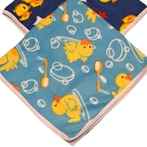 Set patura bebe, 2 bucati, material polar, moale si calduros, imprimeu baieti