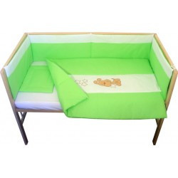 Lenjerie patut bebe brodat cu 5 piese verde.