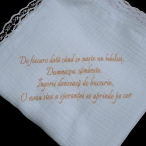 TRUSOU DE BOTEZ CU MUSELINA 7 PIESE