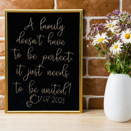 Tablou personalizat brodat familie-nasi cu mesaj 29.7x21 cm