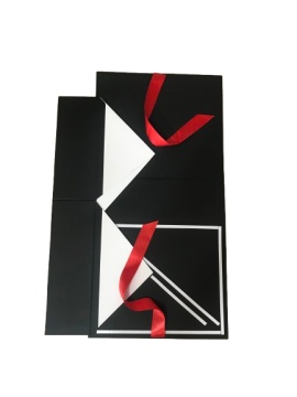 Cutie cadou neagra mare cu panglica textila 340x285x110 mm - Img 3