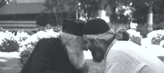 Pentru aceasta ne atragem ispite, pentru că mergem împotriva smere­niei, împotriva dragostei.
