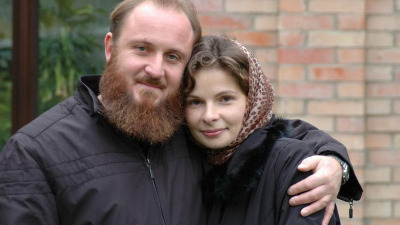 Familia este un tărâm sfințit al tăcerii, al păcii, al dragostei