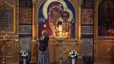 Cum poate femeia actuală să-o aibă ca model pe Maica Domnului?
