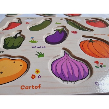 Puzzle din lemn cu Incastru cu maner cu Legume in Limba Romana, 10 piese