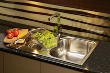 XYLO 1-BOWL S/S SINK WITH DRAINING BOARD, WITH FITTINGS, SATIN ZEX_0113 - Img 2
