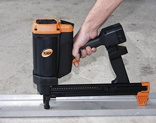 Pistoale pentru batut cuie. Accesorii