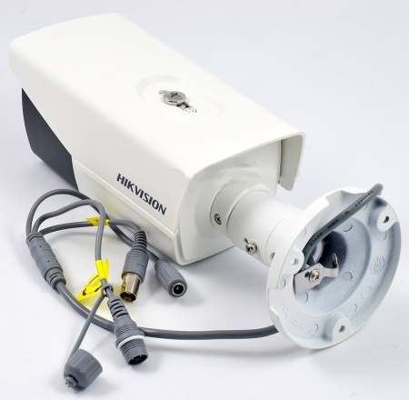 Camera Analogica Hikvision bullet 2MP DS-2CE19D3T-IT3ZF(2.7-13.5mm), Full HD, Ultra-Low Light, lentila varifocala motorizata, EXIR 70m, True WDR 120dB, tehnologie 4 in 1, protectie exterior IP67, carcasa metalica - Img 4