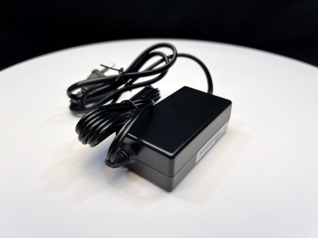 Sursa de alimentare 12V 2A SDC SDC-12D2E, tensiune intrare 110-240VAC, putere maxima 24W, conector tata 5.5x2.1mm, dimensiuni compacte 85x45x30mm, utilizare sisteme supraveghere, eficienta ridicata, culoare negru - Img 5
