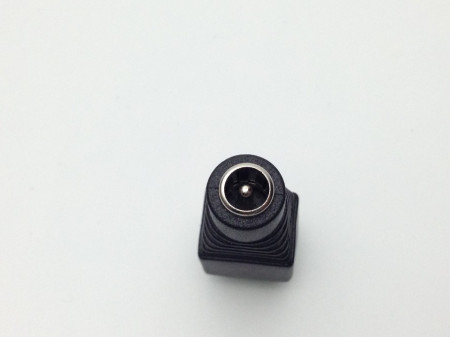 Mufa alimentare mama 2.1mm G102, conector DC jack 2.1 x 5.5mm, material PVC rezistent, tensiune maxima 36V DC, curent de lucru 4A, utilizare in sisteme de supraveghere CCTV, instalare rapida si conexiune stabila - Img 5