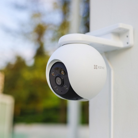 Camera supraveghere exterior EZVIZ 3MP CS-H8-R100-1H3WKFL Quad HD, functie Pan &amp; Tilt 360 grade, detectie inteligenta persoane si vehicule prin AI, urmarire automata, vedere nocturna color, sirena si lumina stroboscopica, IP67 - Img 5