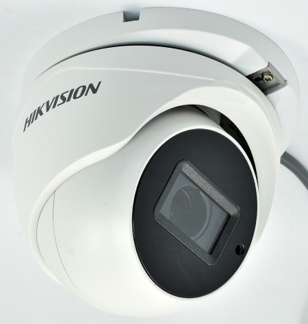 Camera supraveghere Hikvision Turret 5MP DS-2CE79H0T-IT3ZE(2.7-13.5mm)(C), lentila motorizata 2.7-13.5mm, tehnologie PoC (Power over Coax), IR 40m, IP67, Smart IR, carcasa metalica, iesire video 4 in 1 (TVI/AHD/CVI/CVBS), semnal HD - Img 4