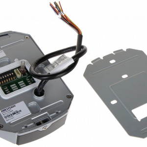 Cititor carduri Mifare HikVision DS-K1104M, gama Pro, protectie antivandal IK10, carcasa aliaj de zinc si PC, interfata RS-485 si Wiegand, buzzer integrat, design metalic robust, montaj perete, securitate control acces - Img 3