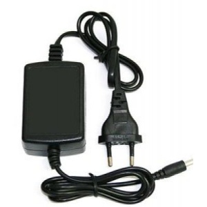 Sursa de alimentare 12V 2A SDC SDC-12D2E, tensiune intrare 110-240VAC, putere maxima 24W, conector tata 5.5x2.1mm, dimensiuni compacte 85x45x30mm, utilizare sisteme supraveghere, eficienta ridicata, culoare negru