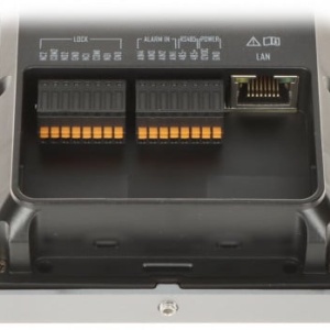 Videointerfon IP Hikvision DS‑KV8213‑WME1(C)/Flush 2MP cu IR, 2 butoane nametag pentru apelare usoara, cititor card integrat, alimentare PoE standard, carcasa metal aluminiu, IP65 & IK08, control mobil Hik‑Connect APP - Img 2