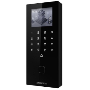 Cititor carduri M1 si coduri QR HikVision DS-K1T807MBWX-QRE1, tastatura, ecran 2.4 inch, Wi-Fi, Bluetooth, 5000 carduri, 150000 evenimente, RS-485, Wiegand, USB, IP65, alarma 2 in/1 out, montare perete, alimentare 12VDC