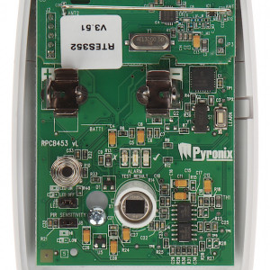 Detector miscare HikVision Curtain PIR 15m DS-PD2-P15C-W, tehnologie wireless 868MHz, raza detectie 15 metri, comunicare bidirectionala pana la 800m, protectie tamper, ideal protectie ferestre si usi, AX PRO - Img 3