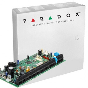 Kit centrala alarma antiefractie Paradox Spectra SP6000, 8 zone pe placa, extensibila la 32 zone, 2 partitii, 3 iesiri PGM, StayD, memorie 256 evenimente, include cutie metalica AWO000EI si transformator