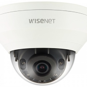 Camera supraveghere IP Hanwha Vision dome 2MP QNV‑6010R, lentila fixa 2.8 mm, IR, H.265/H.264, detectie miscare/tamper/defocus, microSD 128 GB, PoE/12 V DC, streaming multiplu, imaginie clare zi/noapte