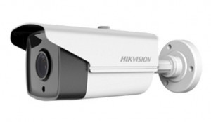 Camera supraveghere Turbo HD HikVision Bullet 2MP DS-2CE16D0T-IT3E(2.8mm), Full HD, tehnologie PoC (video si alimentare pe coaxial), EXIR 2.0 IR 40m, protectie IP67, lentila fixa 3.6mm, carcasa metalica