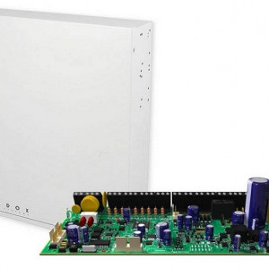 Centrala efractie adresabila Paradox Digiplex EVOHD(CT), Grade 3, 192 zone, 8 partitii, include tastatura LCD K641LX cu transceiver radio, cutie metalica AWO152 cu transformator, 5 iesiri PGM, suport detectoare HD78/HD88