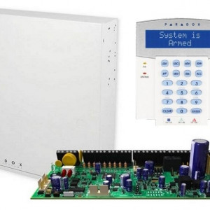 Centrala efractie adresabila Paradox Digiplex EVOHD(CT)+K641R, 192 zone, 8 partitii, include tastatura LCD K641R cu cititor proximitate, cutie metalica AWO152 cu transformator, 5 iesiri PGM, suport detectoare HD78/HD88