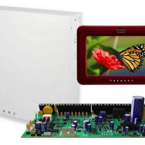 Centrala efractie adresabila Paradox Digiplex EVOHD(CT)+TM50(L), 192 zone, 8 partitii, include tastatura touchscreen TM50L, cutie metalica AWO152 cu transformator, 5 iesiri PGM pe placa, suport detectoare HD78/HD88, control acces