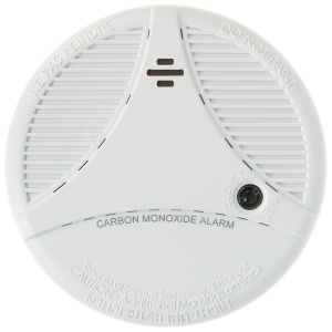 Detector wireless de monoxid de carbon (CO) Hikvision DS-PDCO-E-WE, seria AX PRO, durata de viata a bateriei 10 ani, avertizare sonora si luminoasa, tehnologie Tri-X, design estetic, monitorizare prin aplicatie, protectie antisabotaj - Img 2